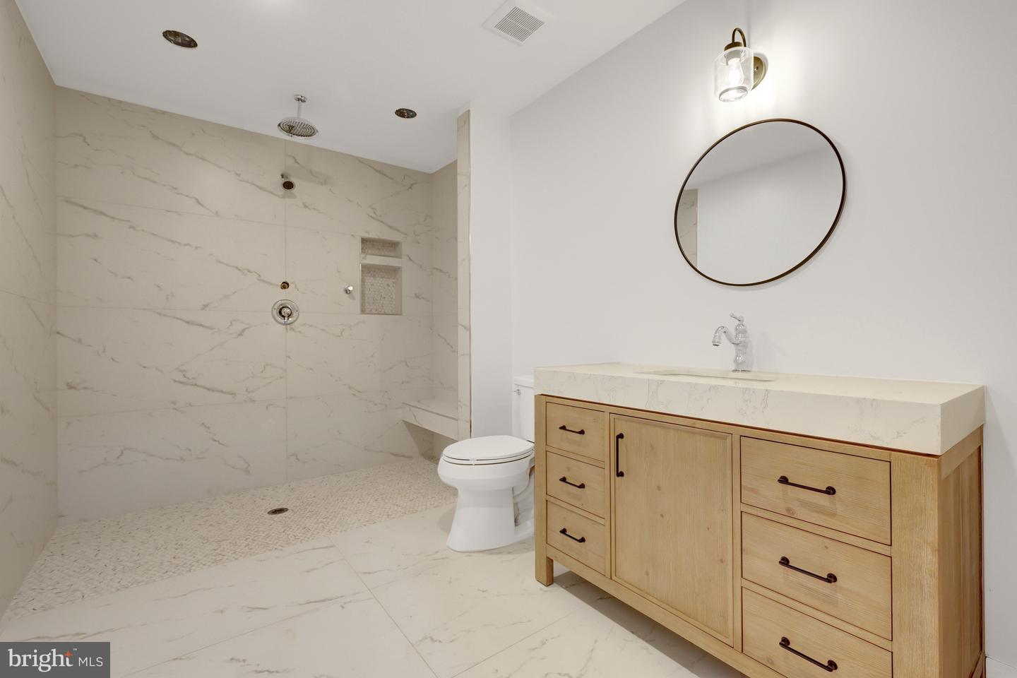 9982 Blackberry Ln Property Photo 43