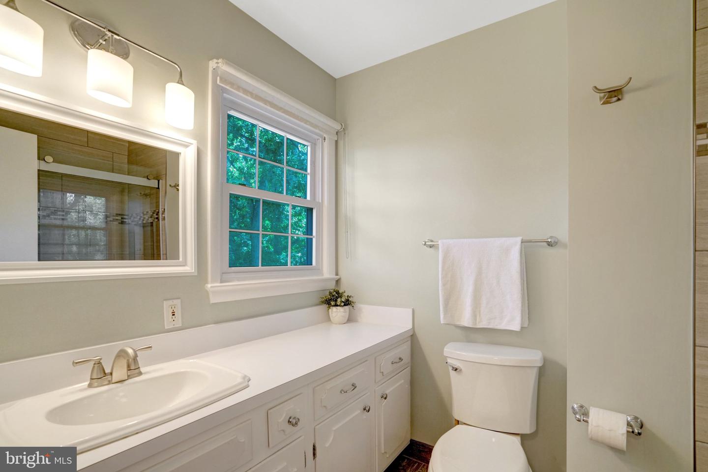 5817 Wessex Ln Property Photo 38