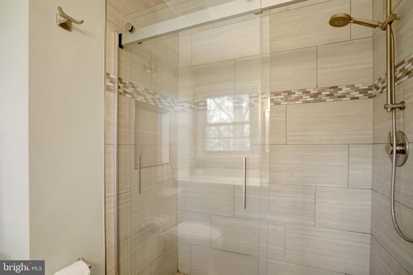5817 Wessex Ln Property Photo 39