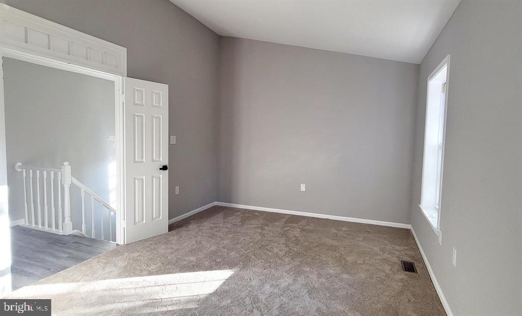5719 Mason Bluff Dr Property Photo 17