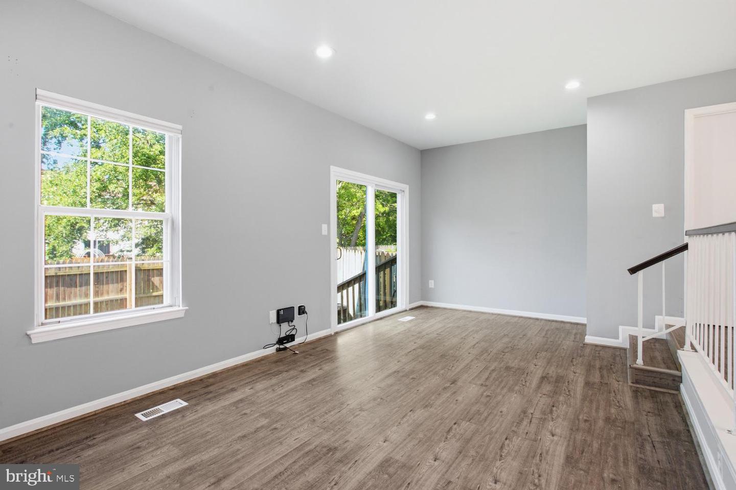 6267 Alforth Ave Property Photo 12