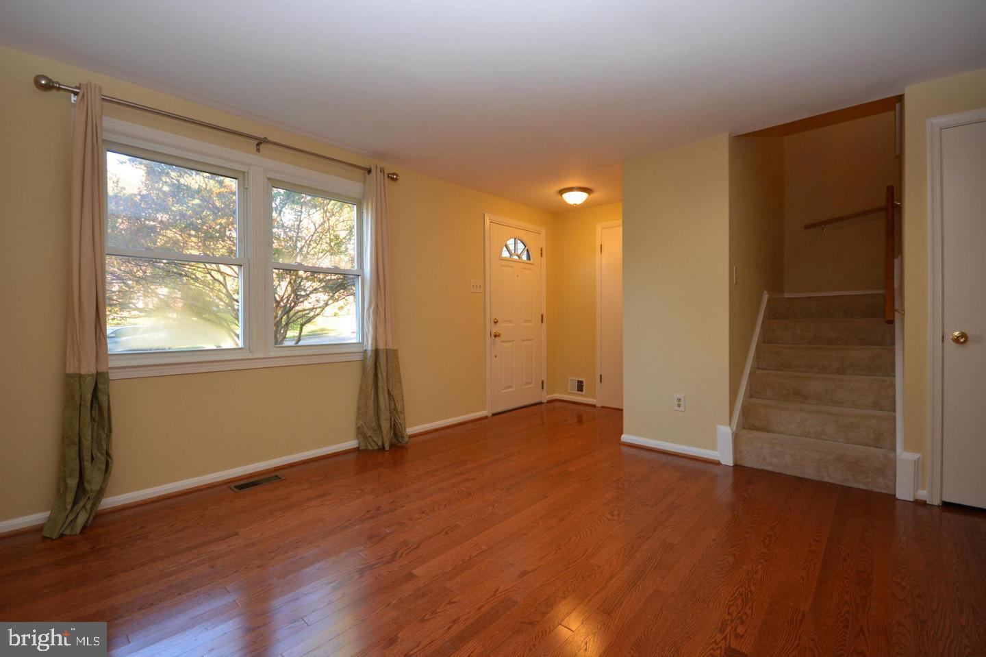 3151 Ellenwood Dr Property Photo 3