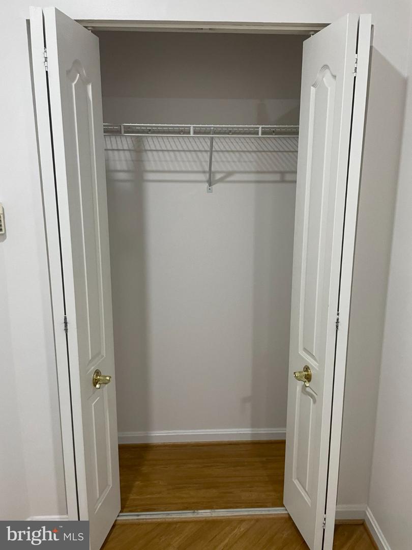 7704-f Haynes Point Way #f Property Photo 4