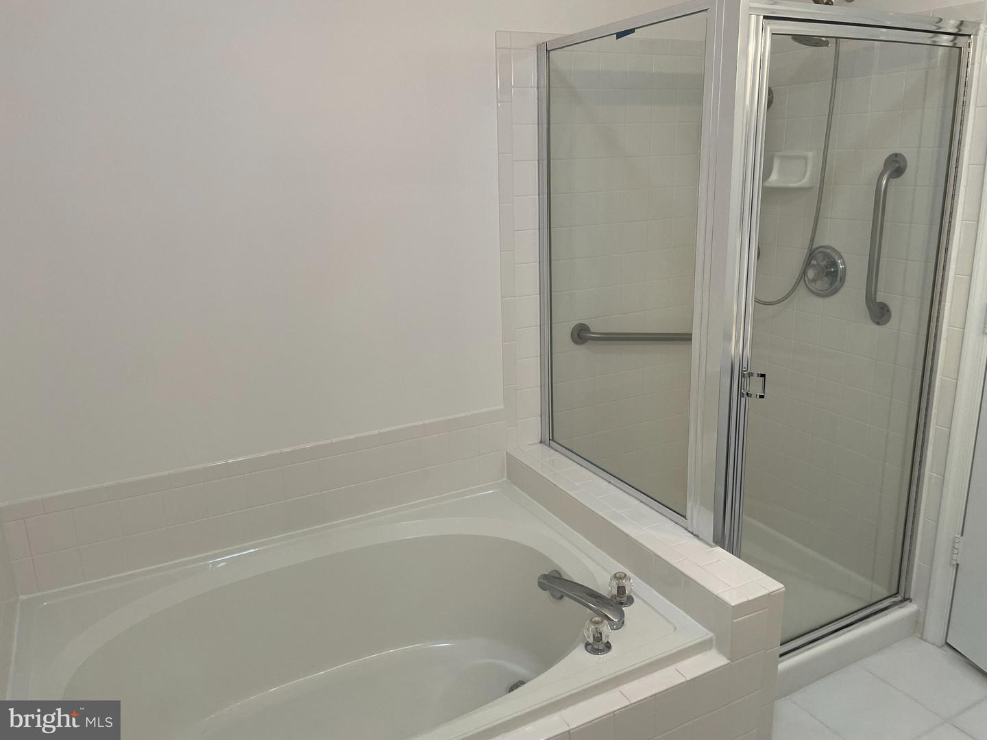 7704-f Haynes Point Way #f Property Photo 10