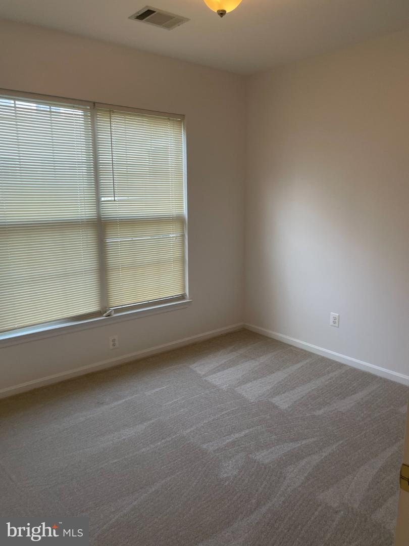 7704-f Haynes Point Way #f Property Photo 27