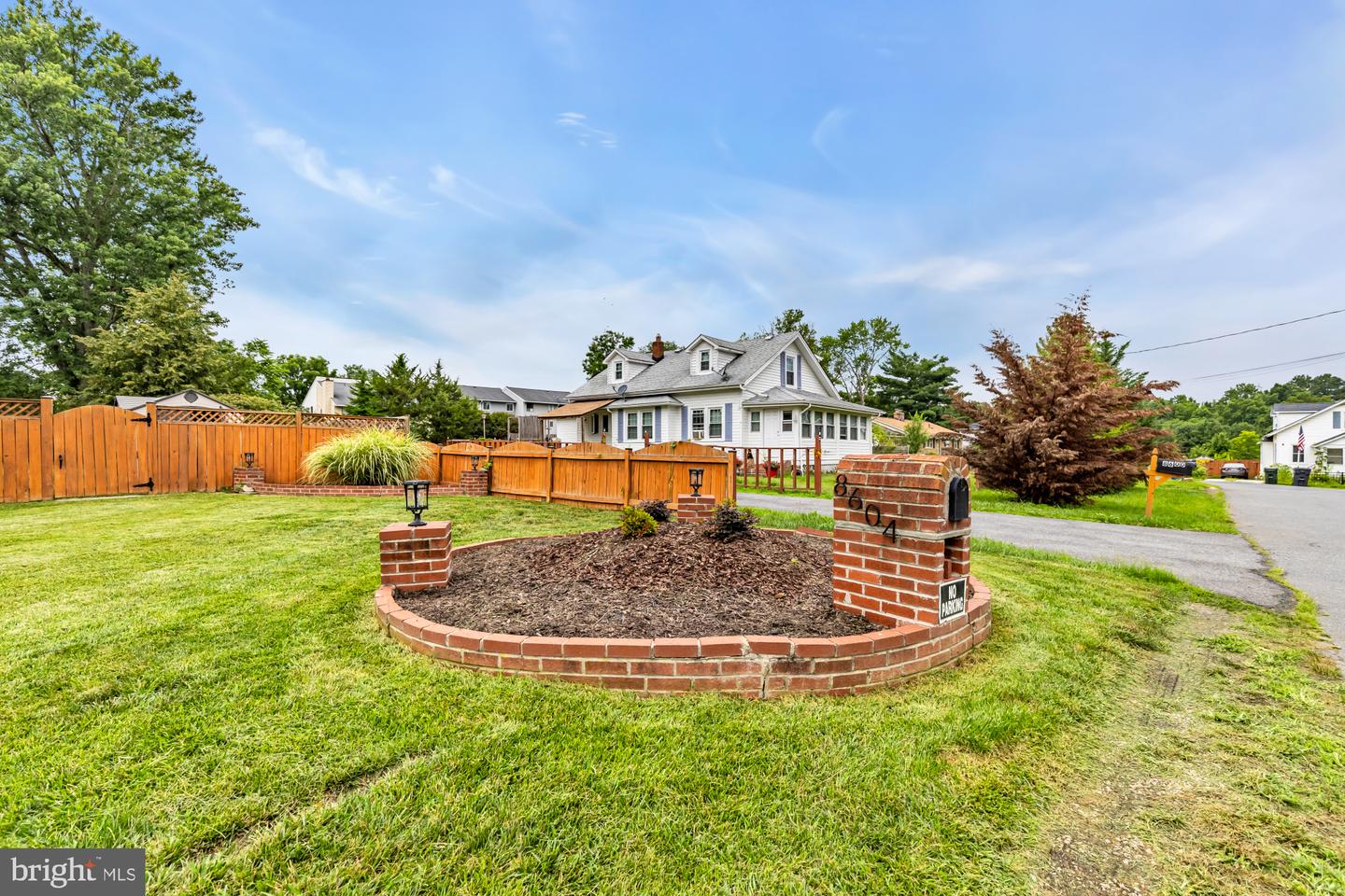 8604 Woodlawn Ct Property Photo 38