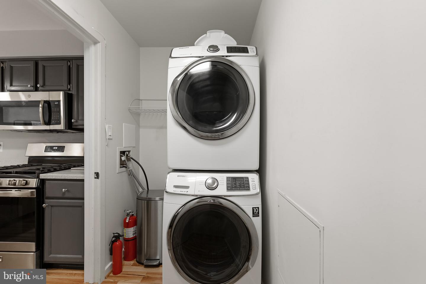 3725-b Madison Ln #b Property Photo 14