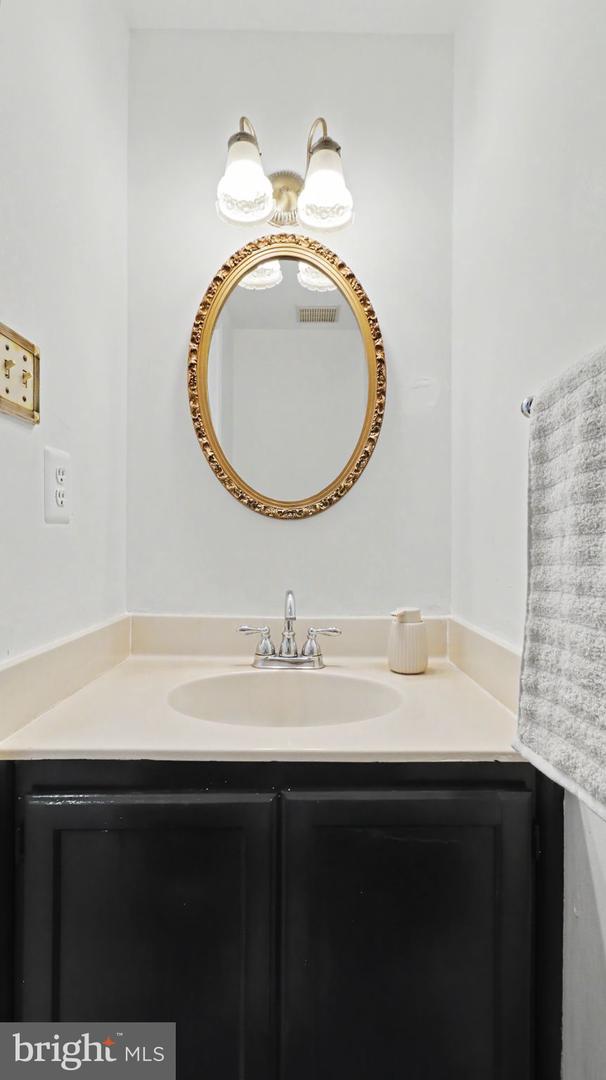 14349 Watery Mountain Ct Property Photo 9