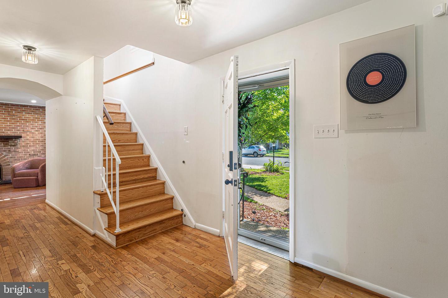 14808 Cranoke St Property Photo 6