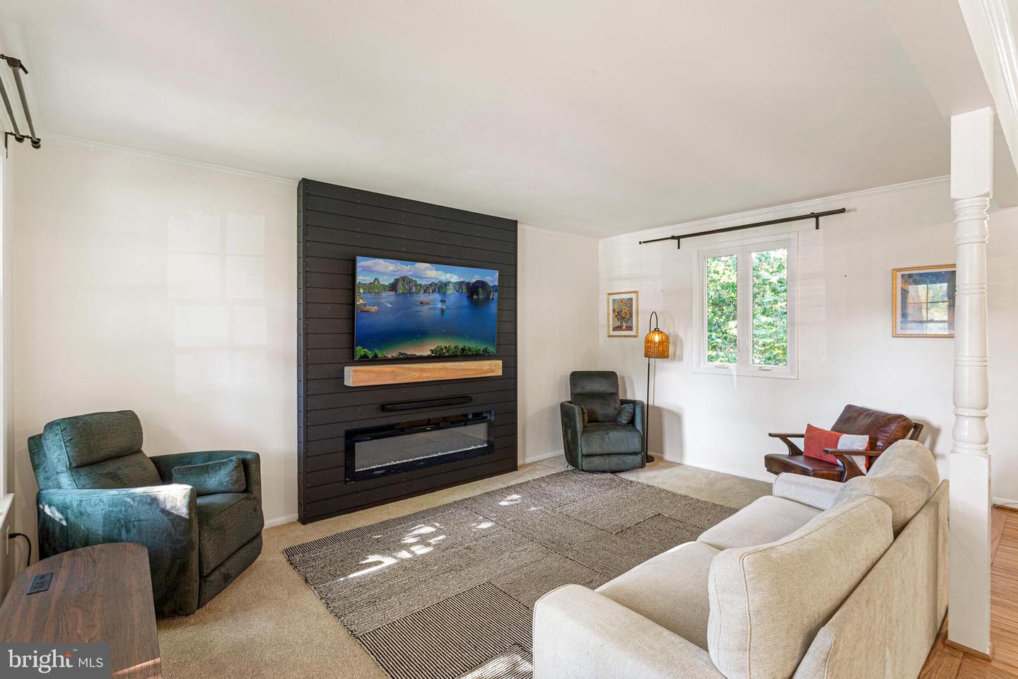 14808 Cranoke St Property Photo 7