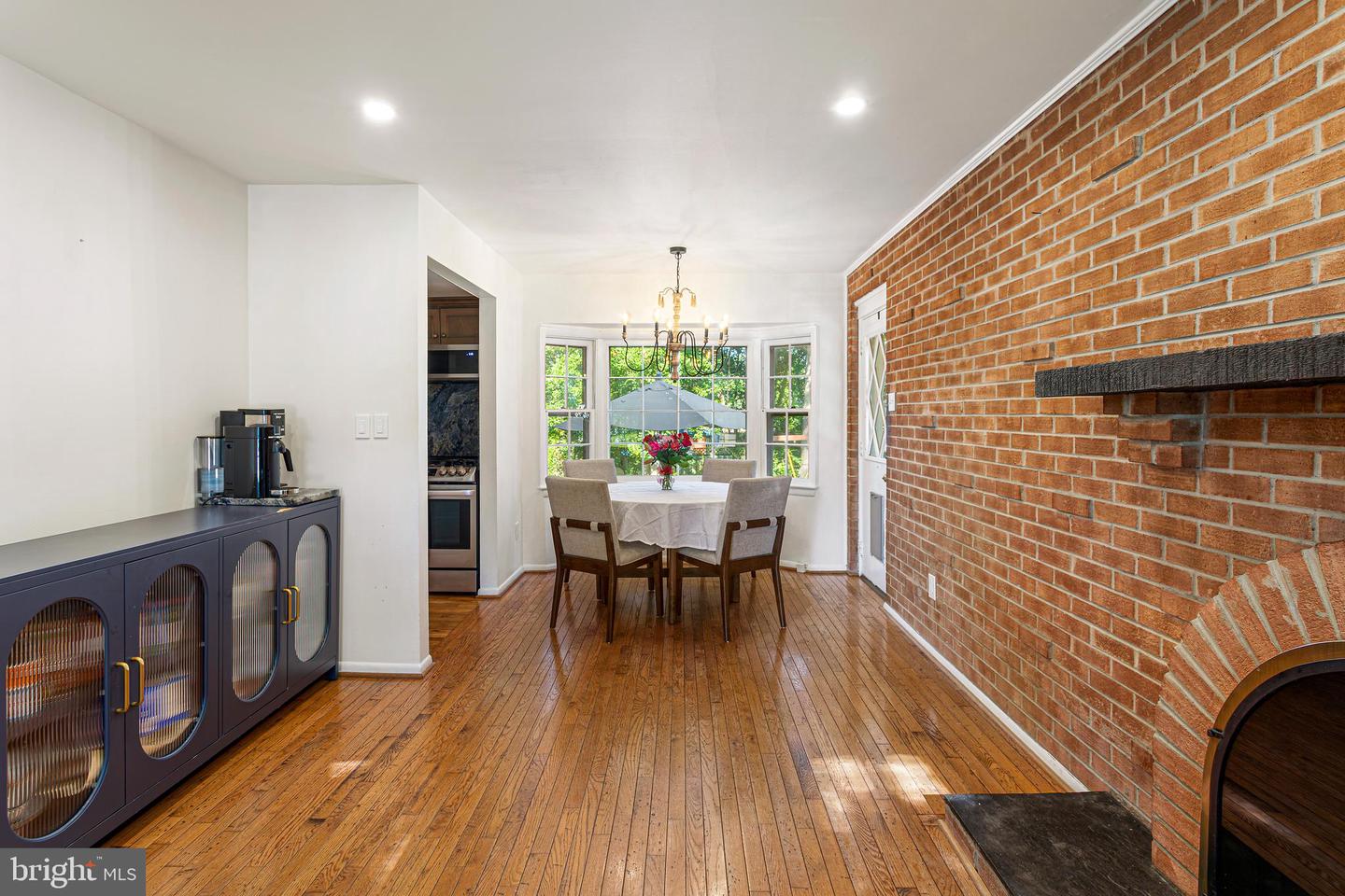 14808 Cranoke St Property Photo 18