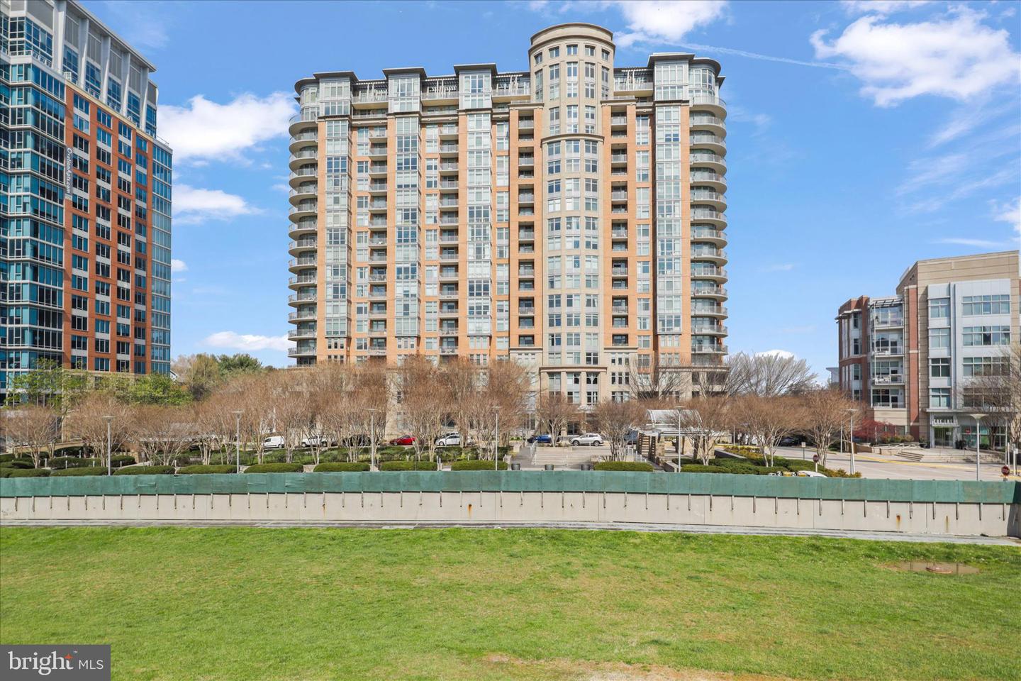 8220 CRESTWOOD HEIGHTS DR #206 Property Photo 1