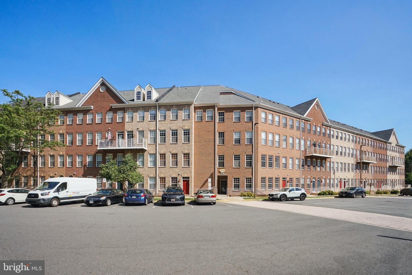 2653 Park Tower Dr #04/101a Property Photo 2