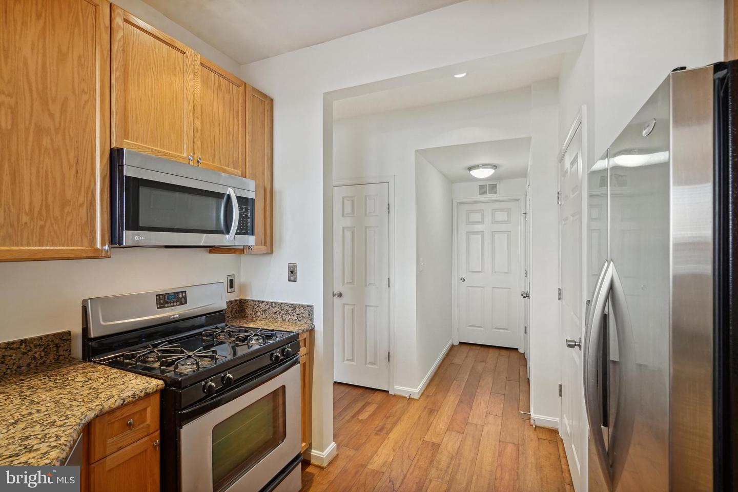 2653 Park Tower Dr #04/101a Property Photo 12