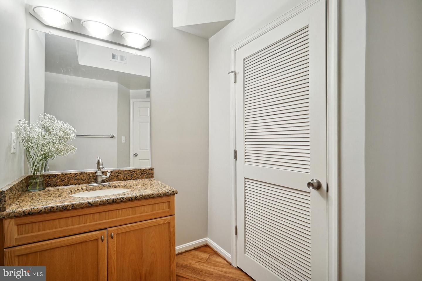 2653 Park Tower Dr #04/101a Property Photo 15