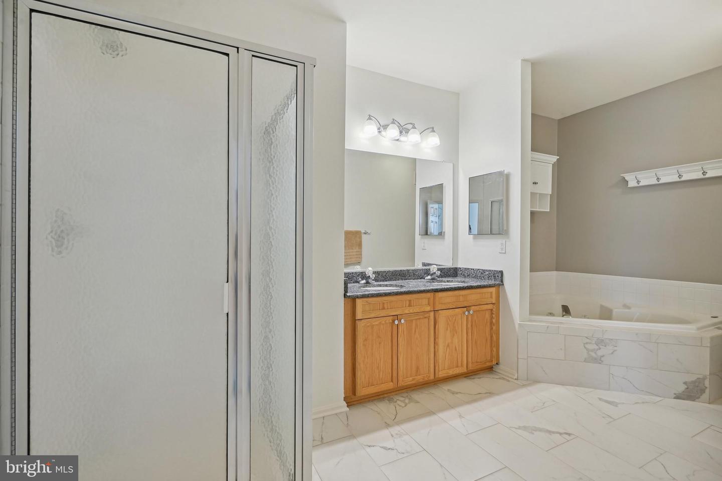 2653 Park Tower Dr #04/101a Property Photo 18