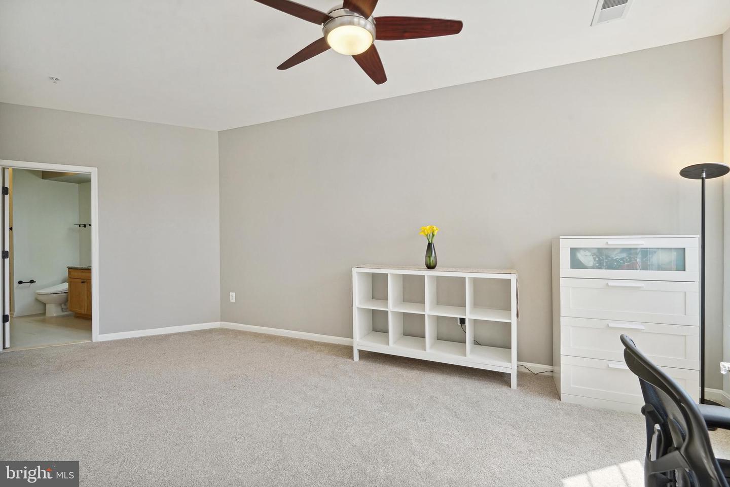 2653 Park Tower Dr #04/101a Property Photo 21