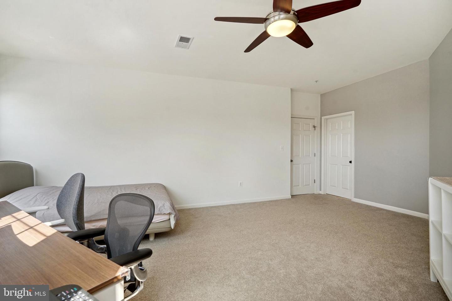 2653 Park Tower Dr #04/101a Property Photo 22