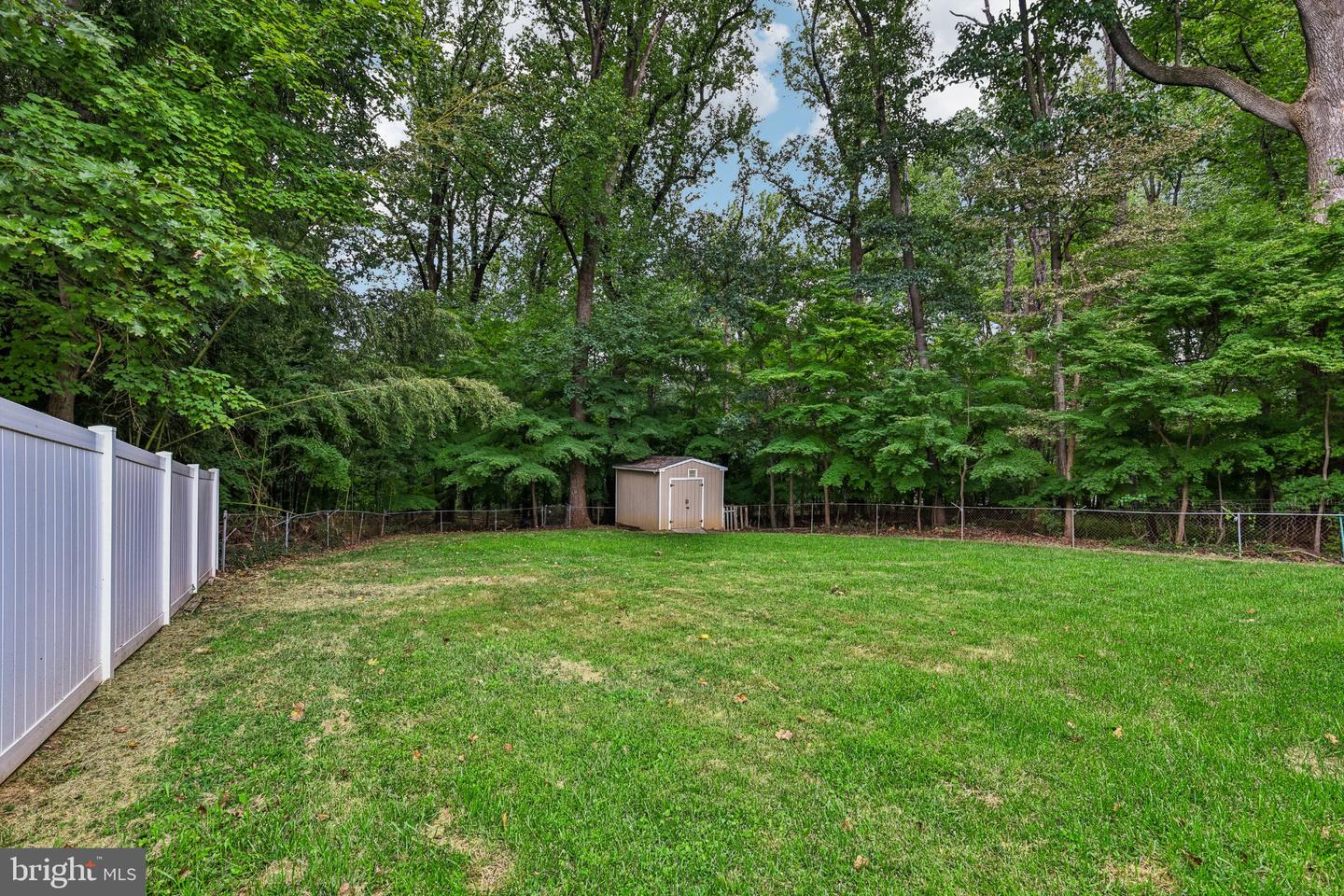 7806 Oak St Property Photo 22