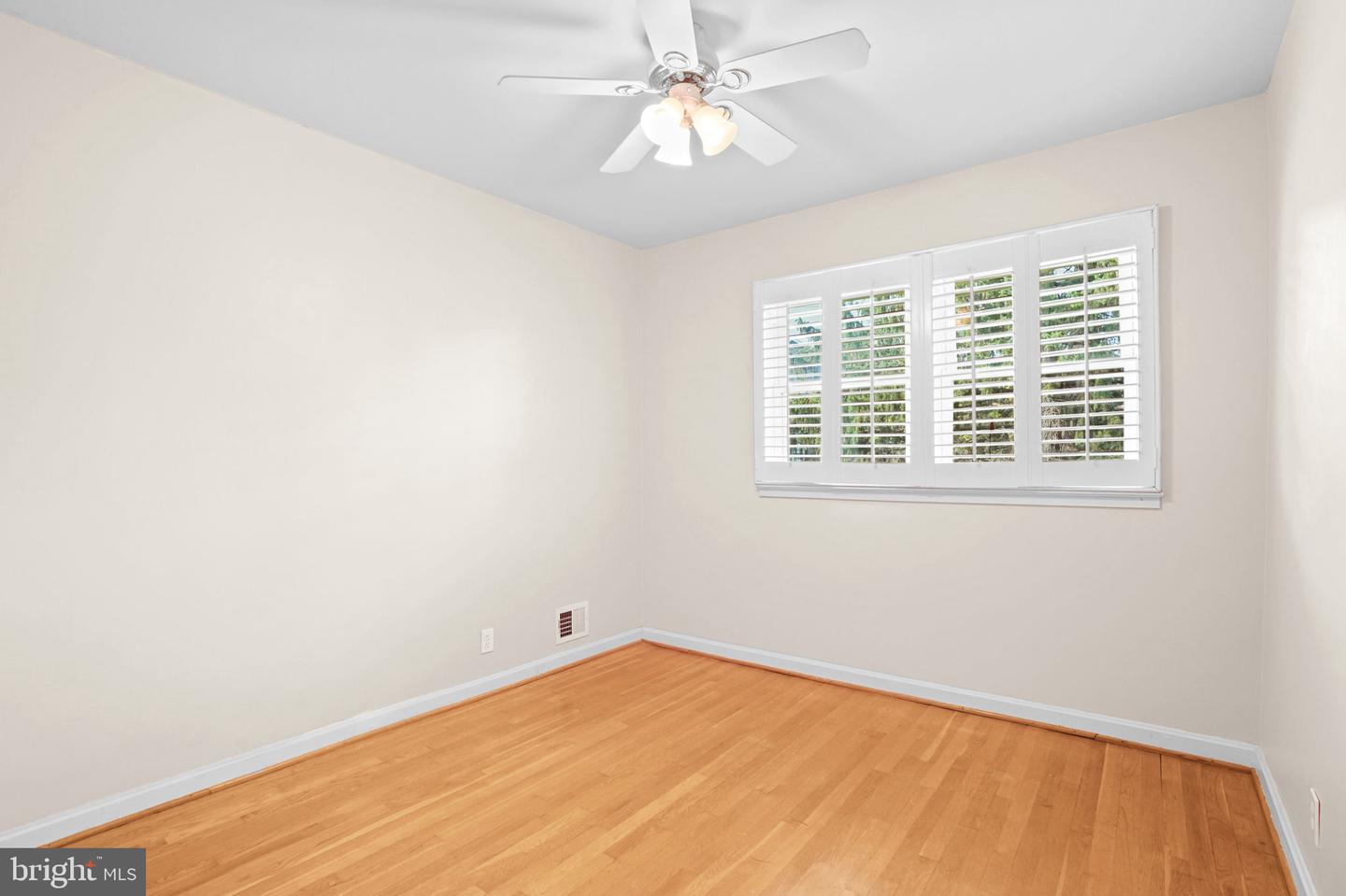 1415 Mayflower Dr Property Photo 20