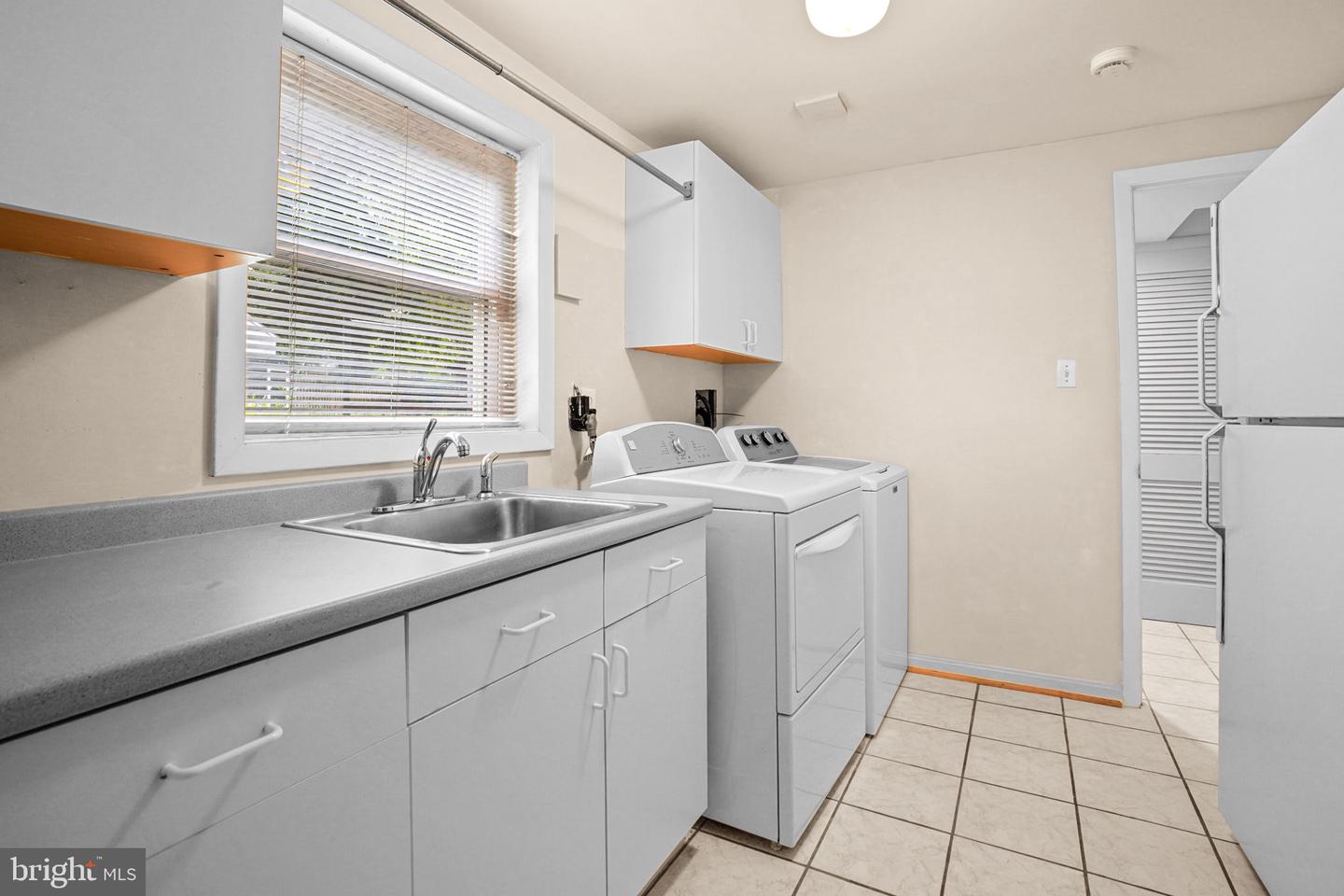 1415 Mayflower Dr Property Photo 30