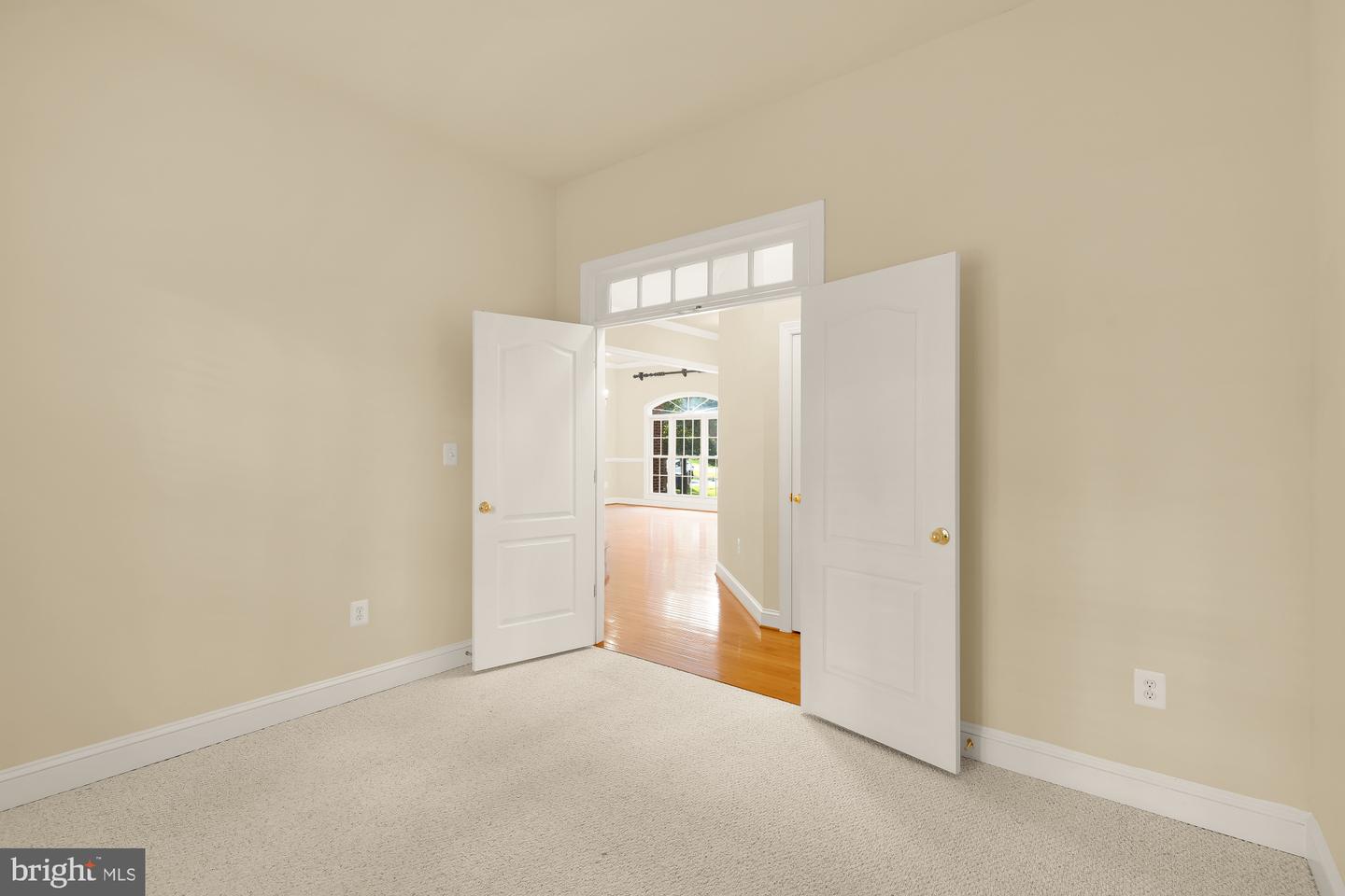 10606 Rosehaven St Property Photo 14