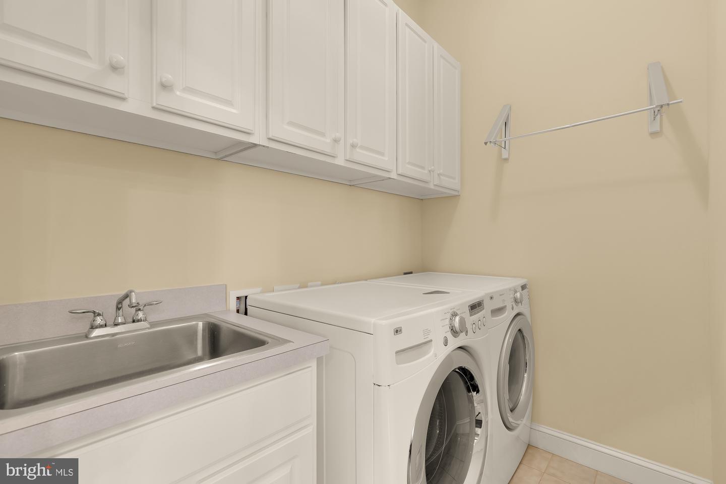 10606 Rosehaven St Property Photo 18