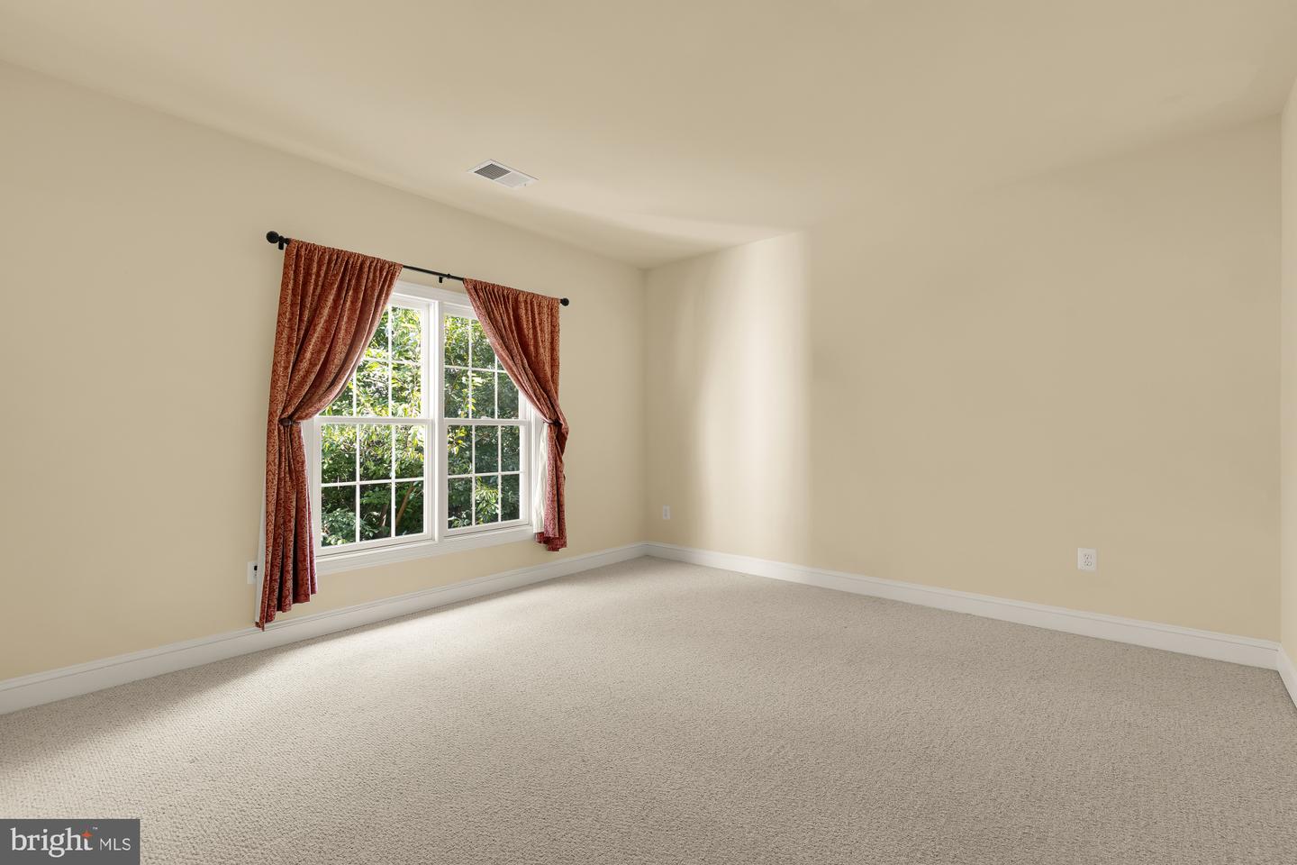 10606 Rosehaven St Property Photo 22