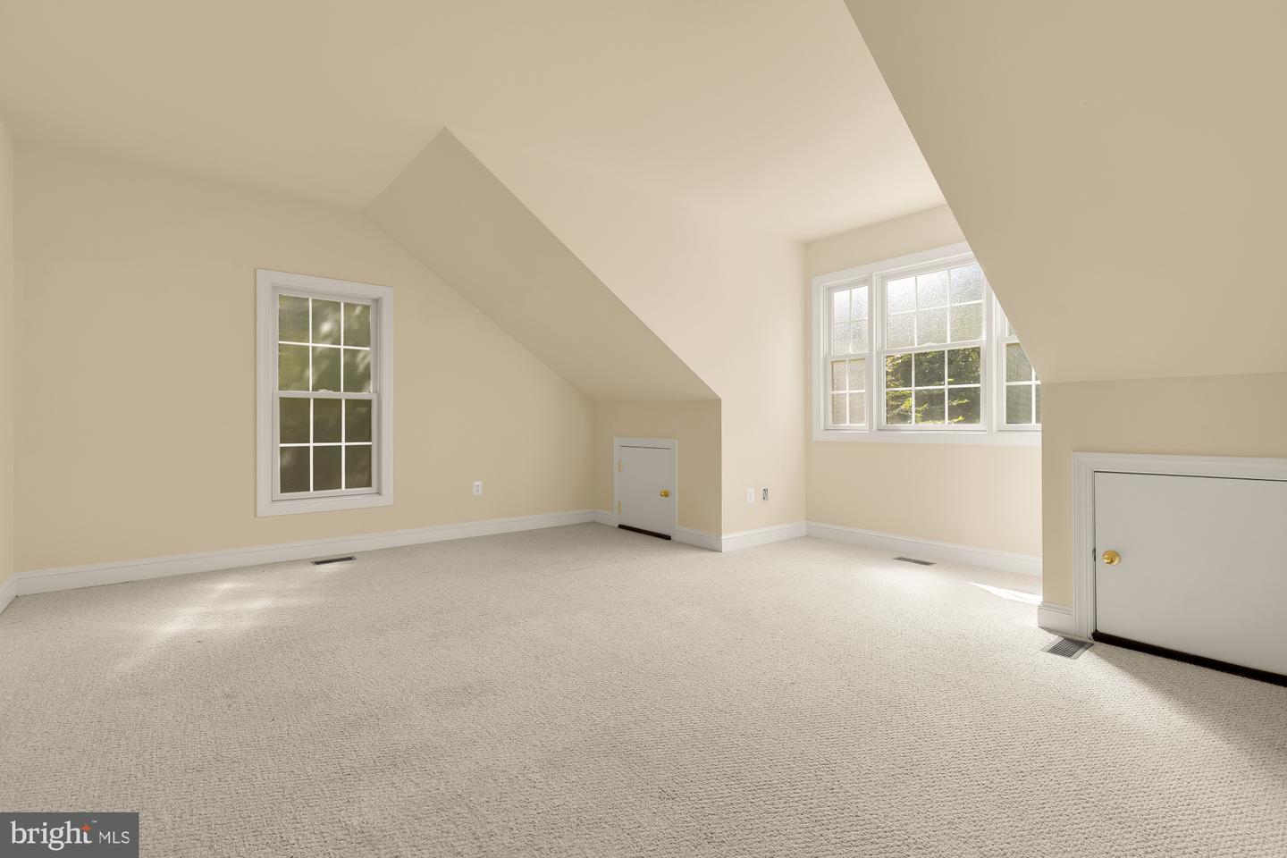10606 Rosehaven St Property Photo 24
