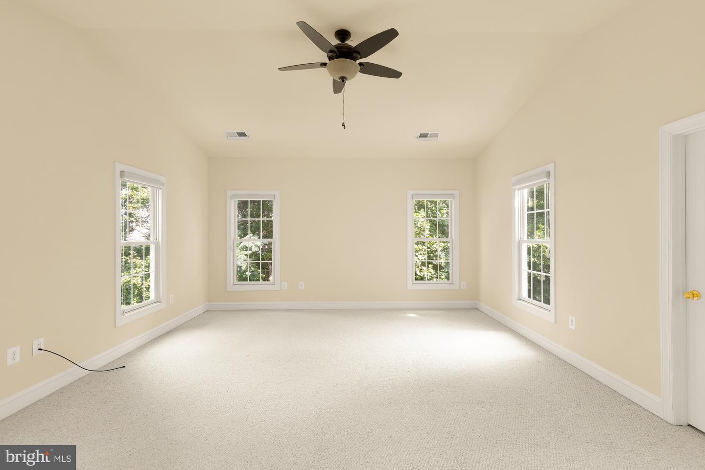 10606 Rosehaven St Property Photo 33