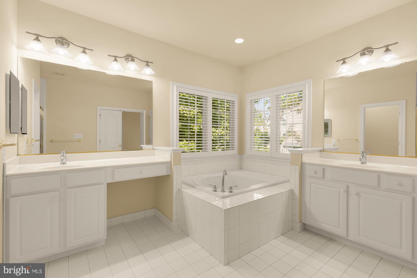 10606 Rosehaven St Property Photo 38
