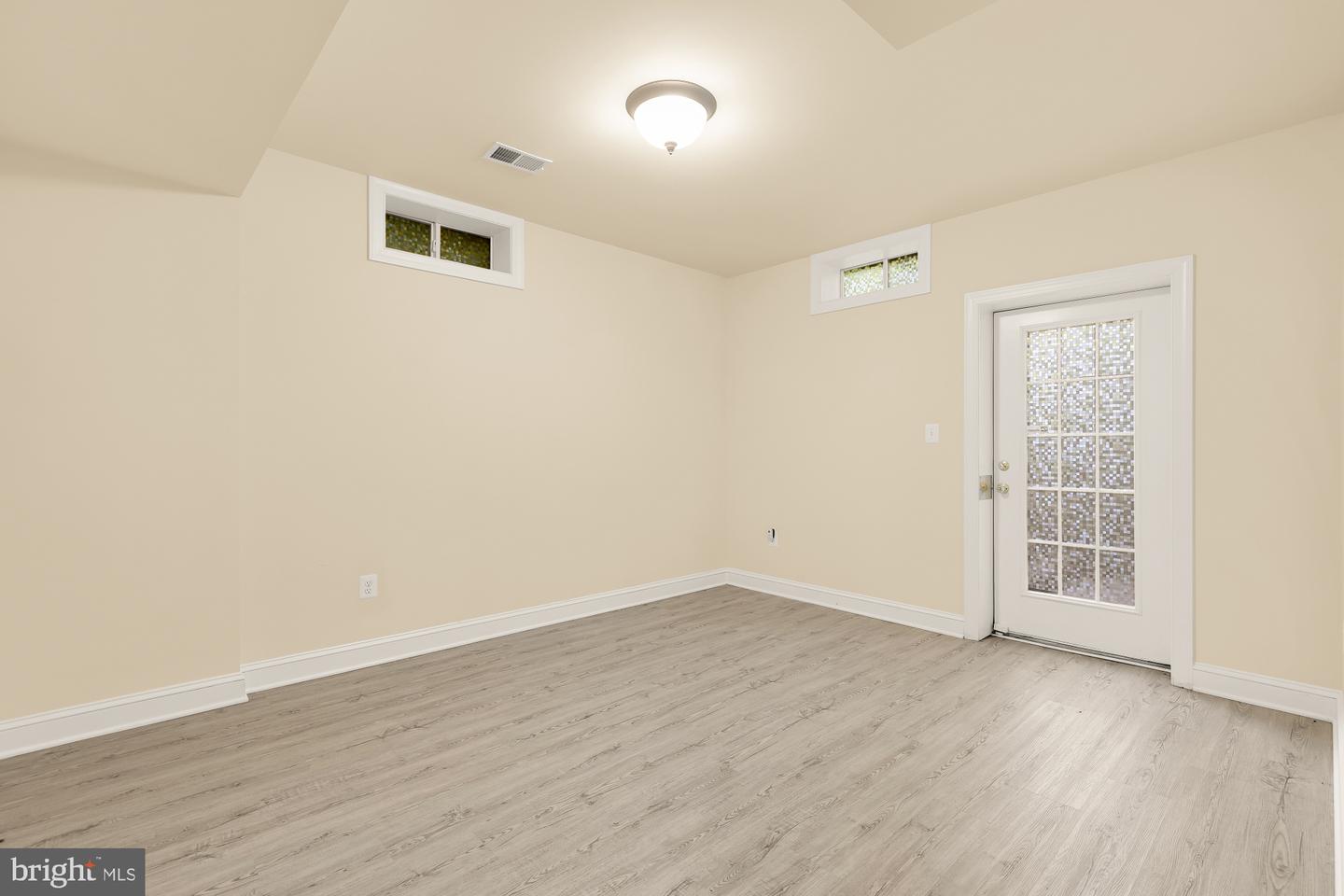 10606 Rosehaven St Property Photo 43