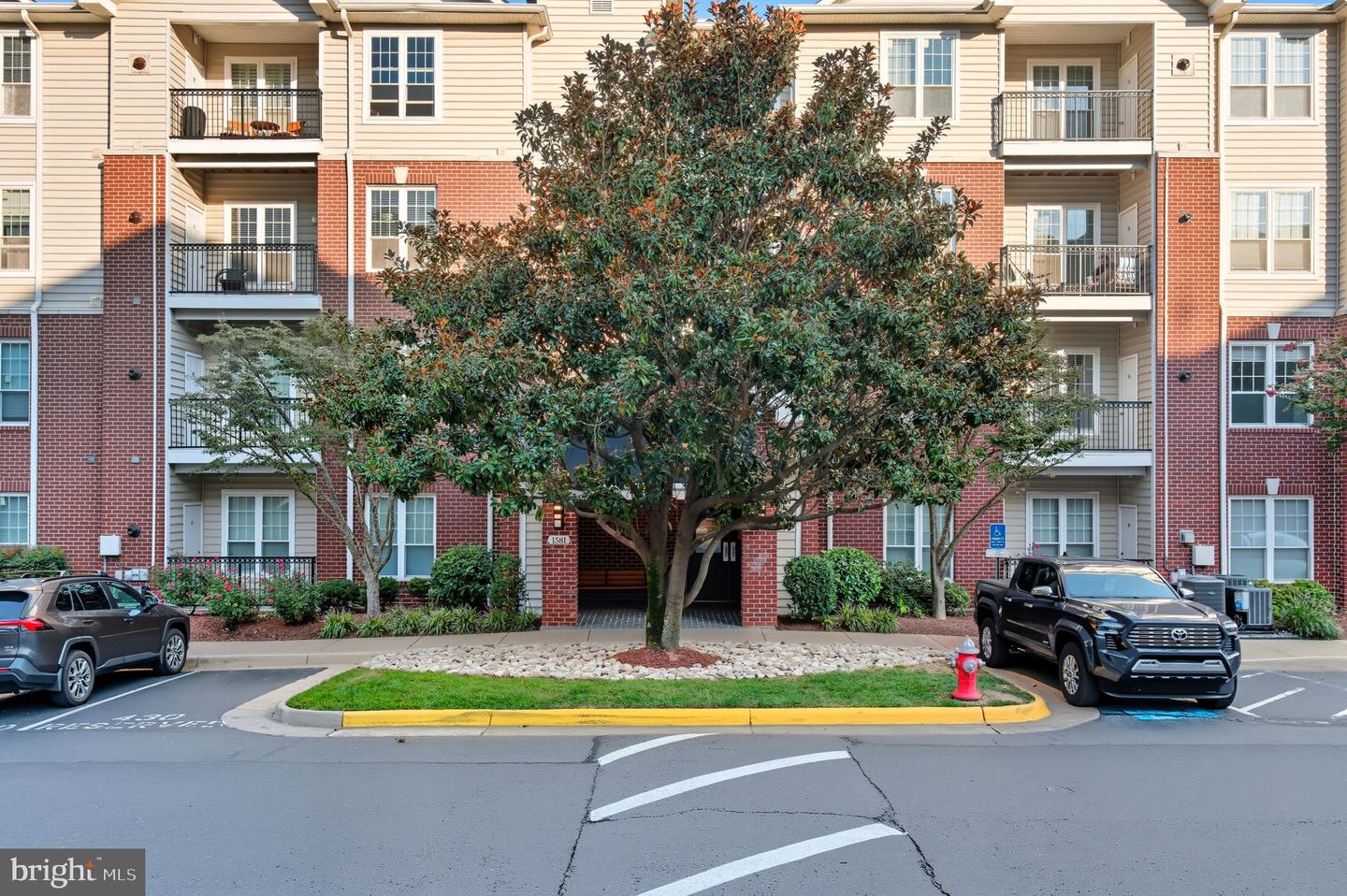 1581 Spring Gate Dr #5203 Property Photo 3