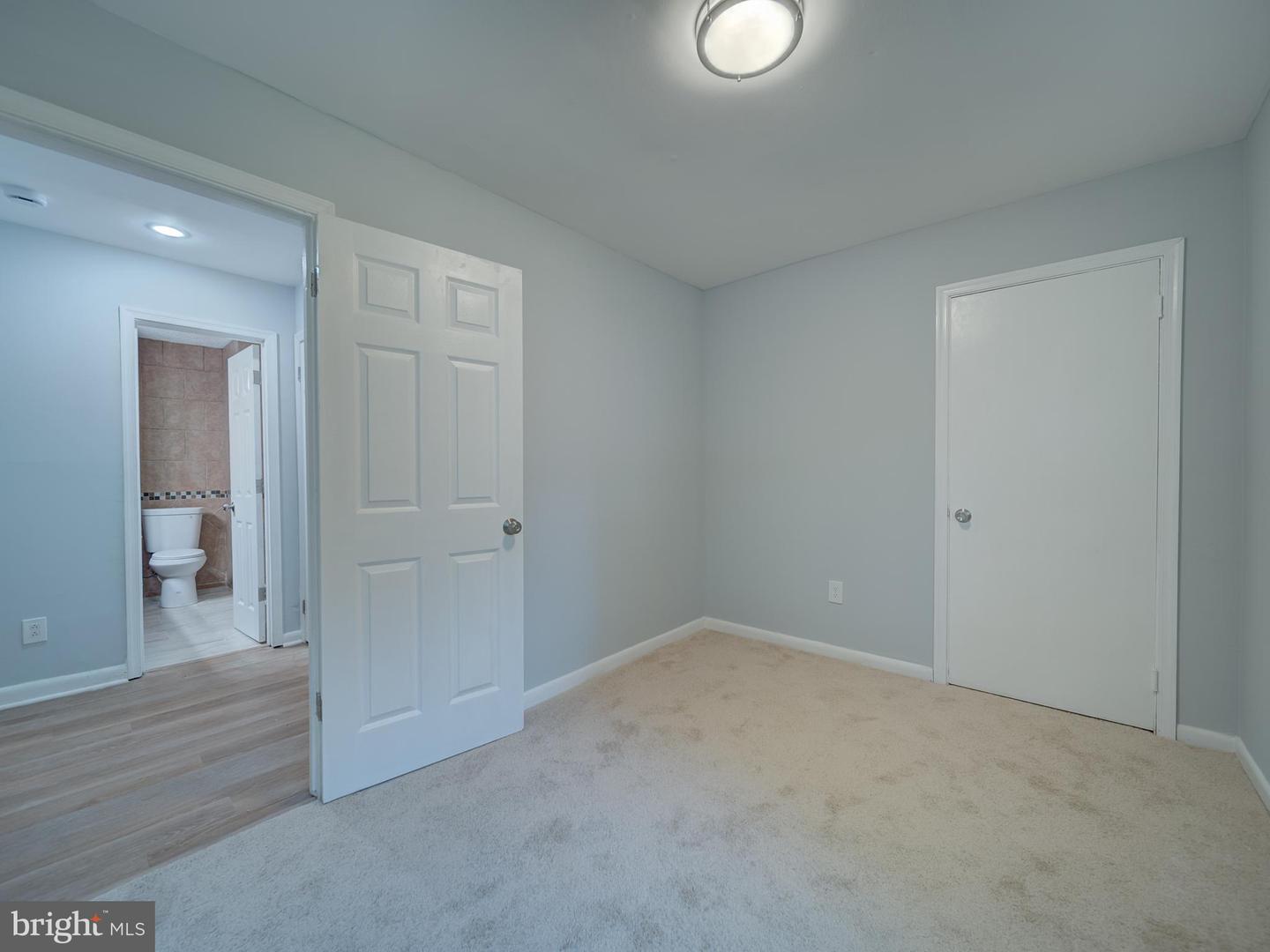 11301 Gatesborough Ln Property Photo 12