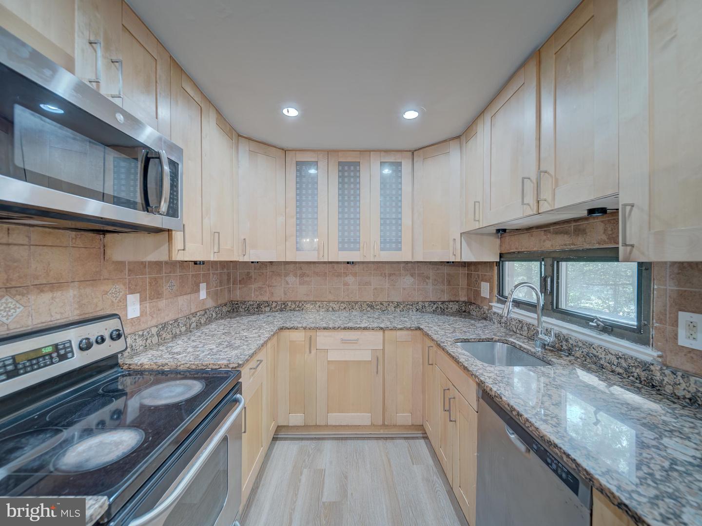 11301 Gatesborough Ln Property Photo 27