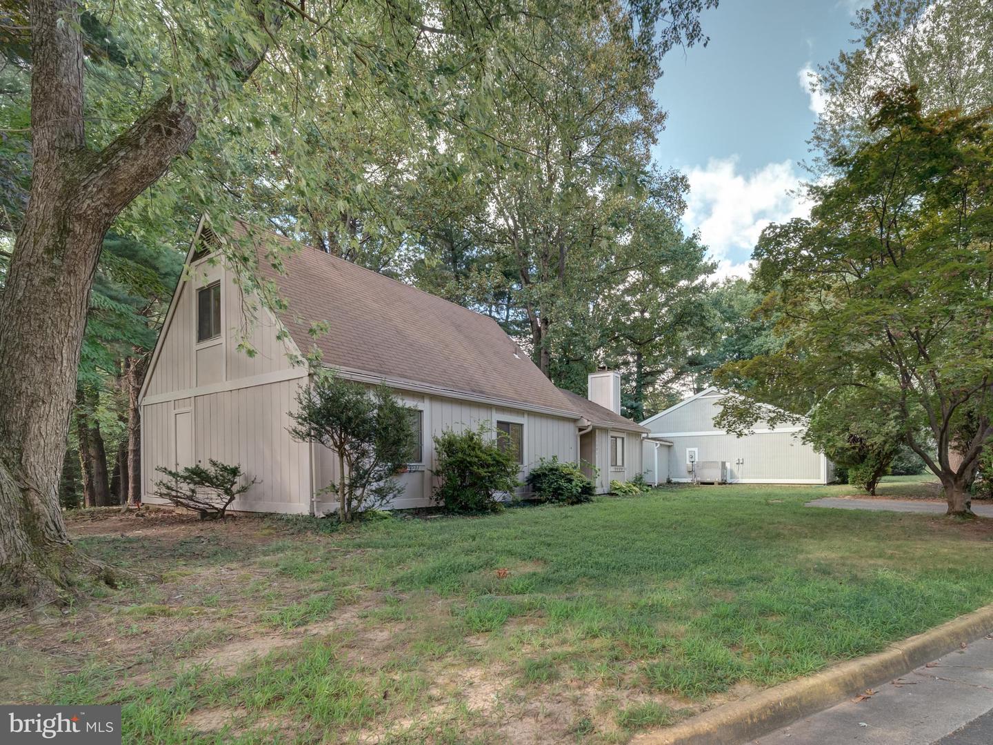 11301 Gatesborough Ln Property Photo 39