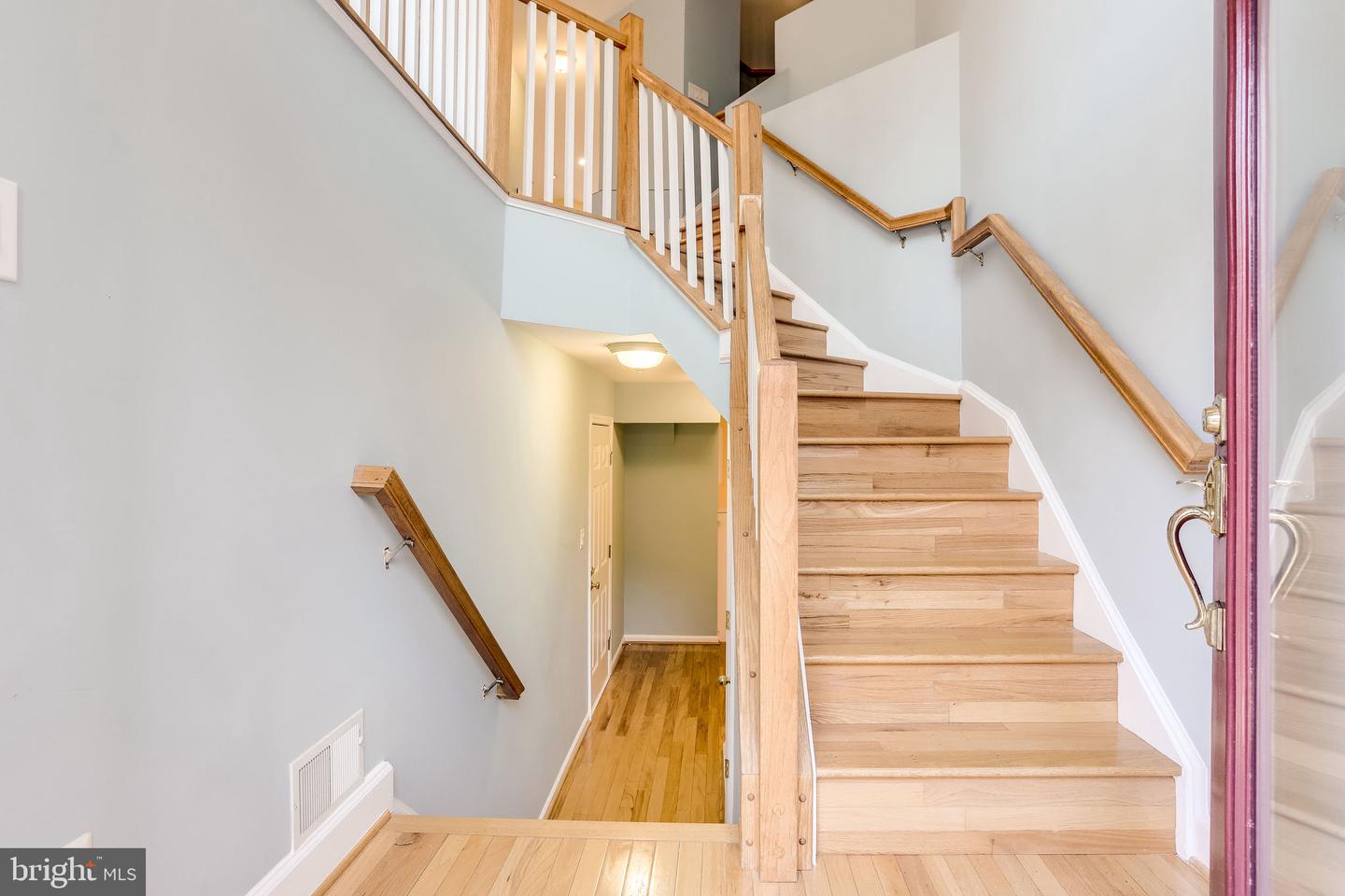 11472 Waterhaven Ct Property Photo 4