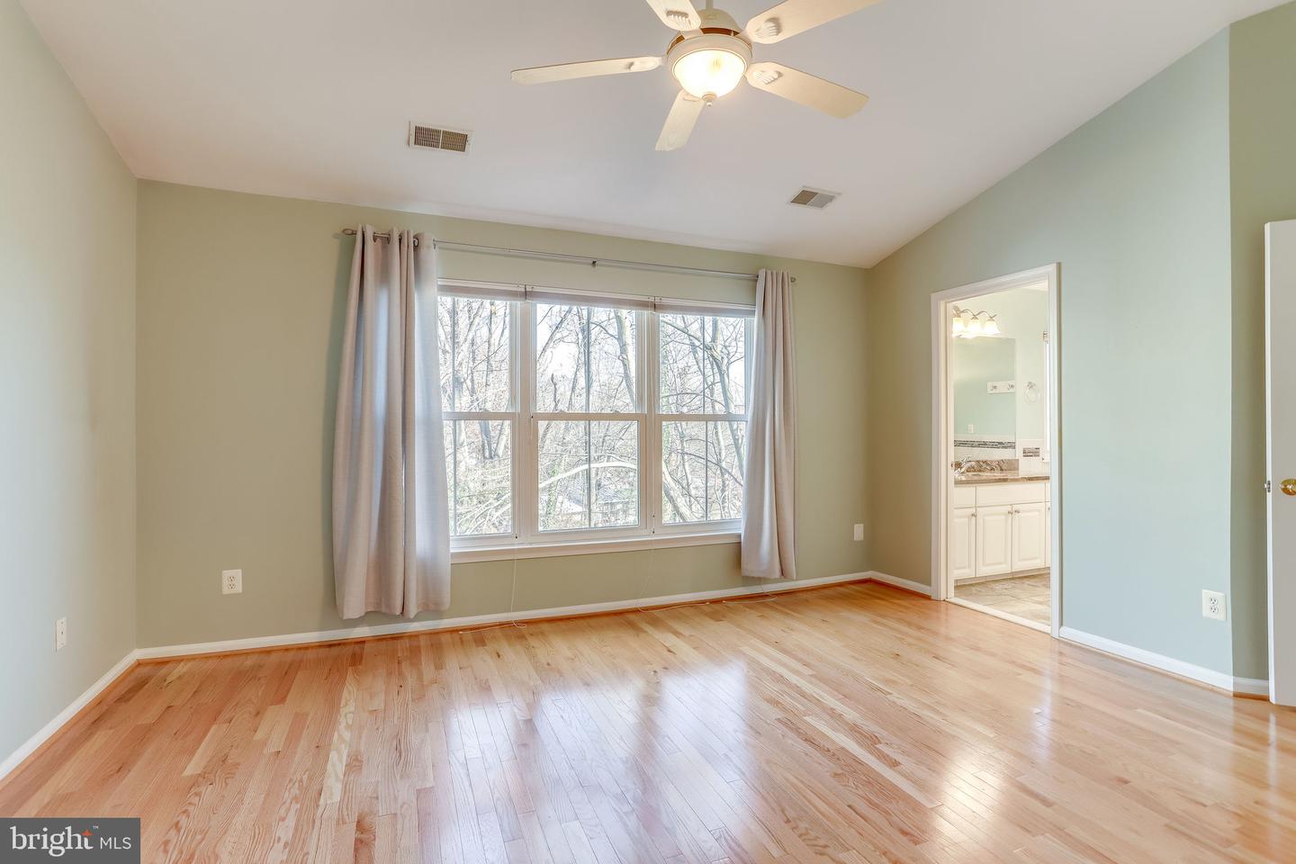 11472 Waterhaven Ct Property Photo 23
