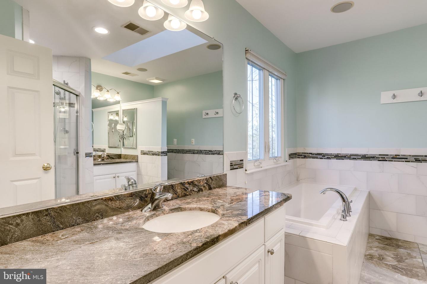 11472 Waterhaven Ct Property Photo 26
