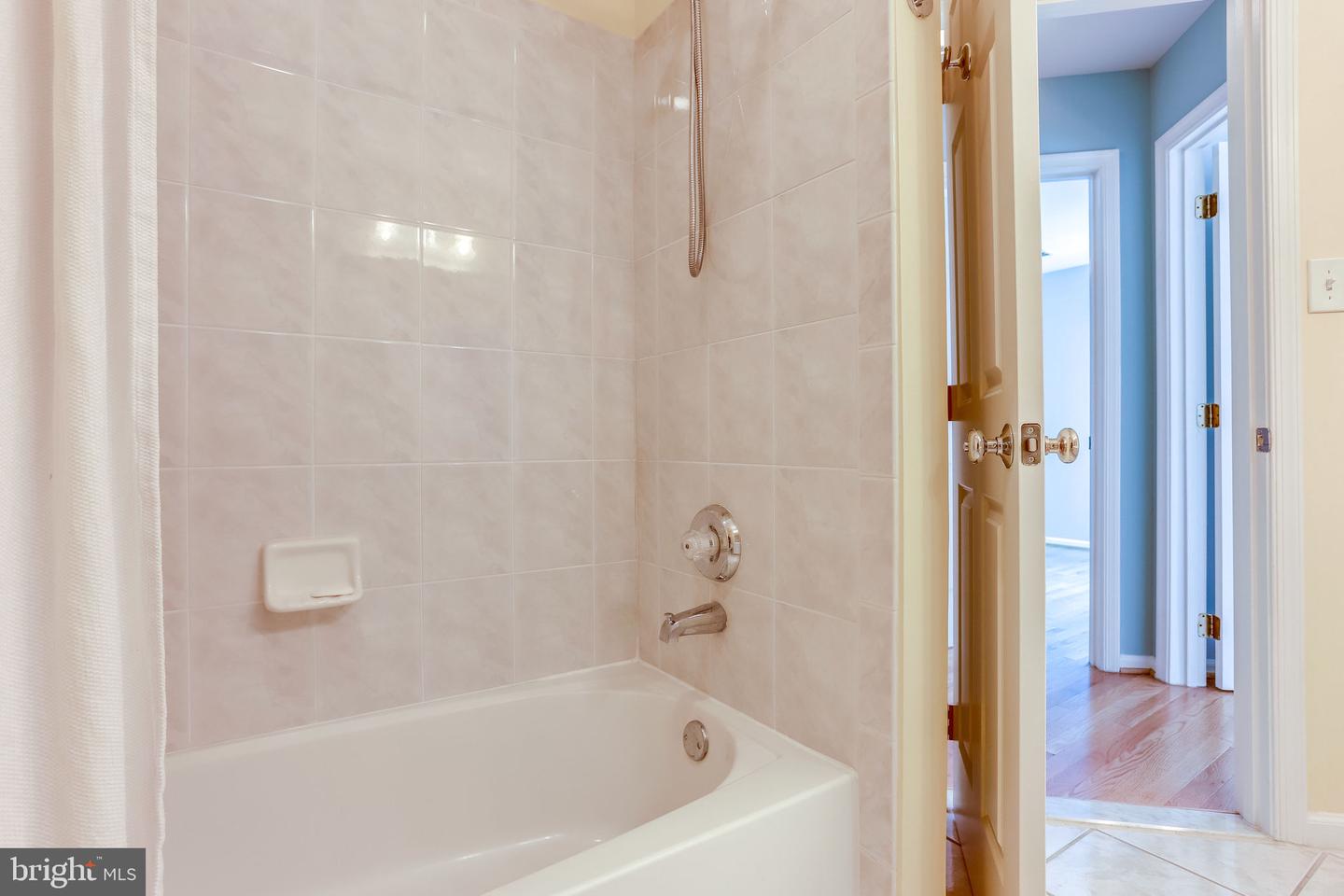 11472 Waterhaven Ct Property Photo 32