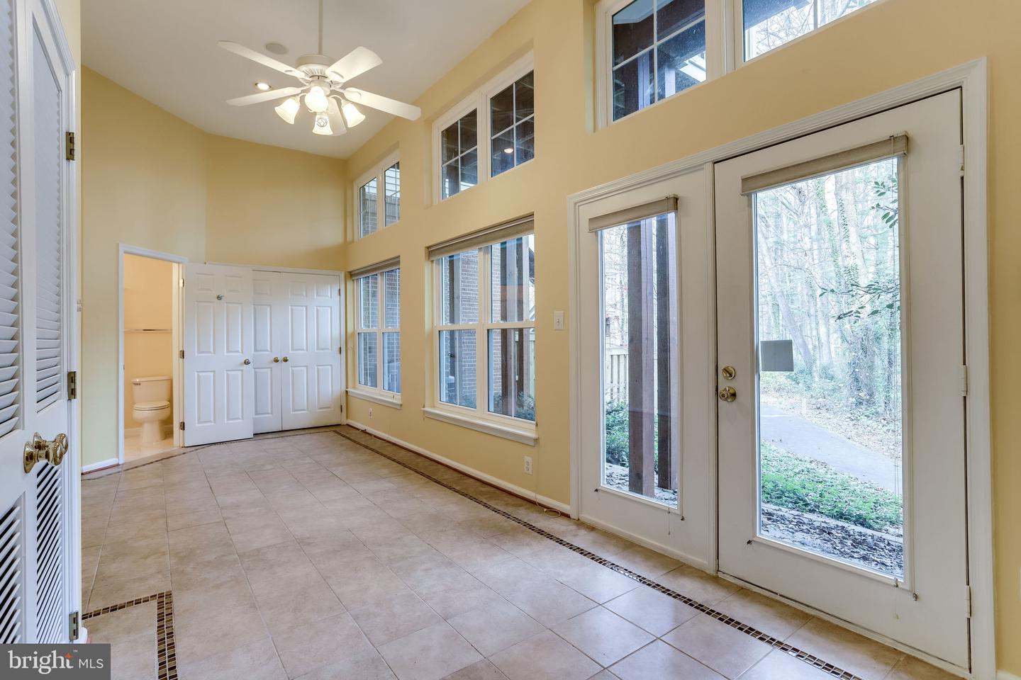 11472 Waterhaven Ct Property Photo 38