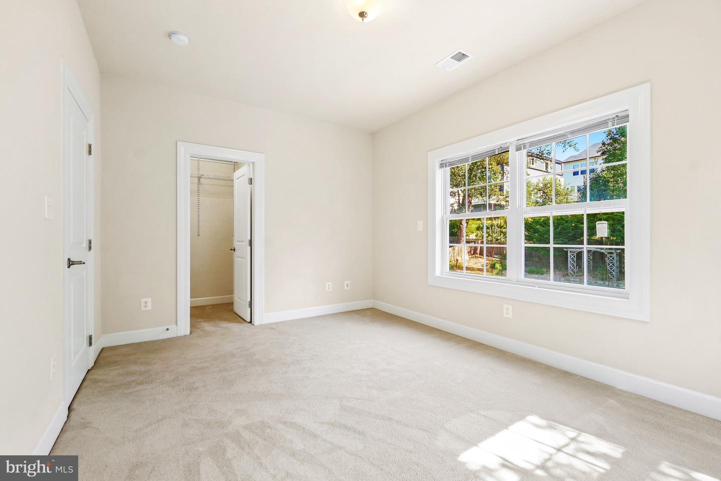 2321 Grove Ave Property Photo 35