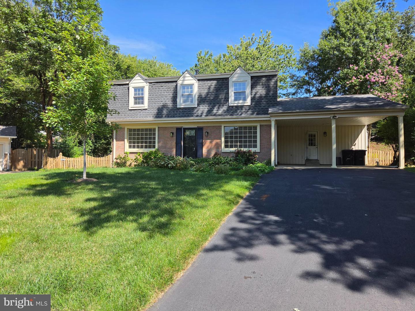 9929 Barnsbury Ct Property Photo 1
