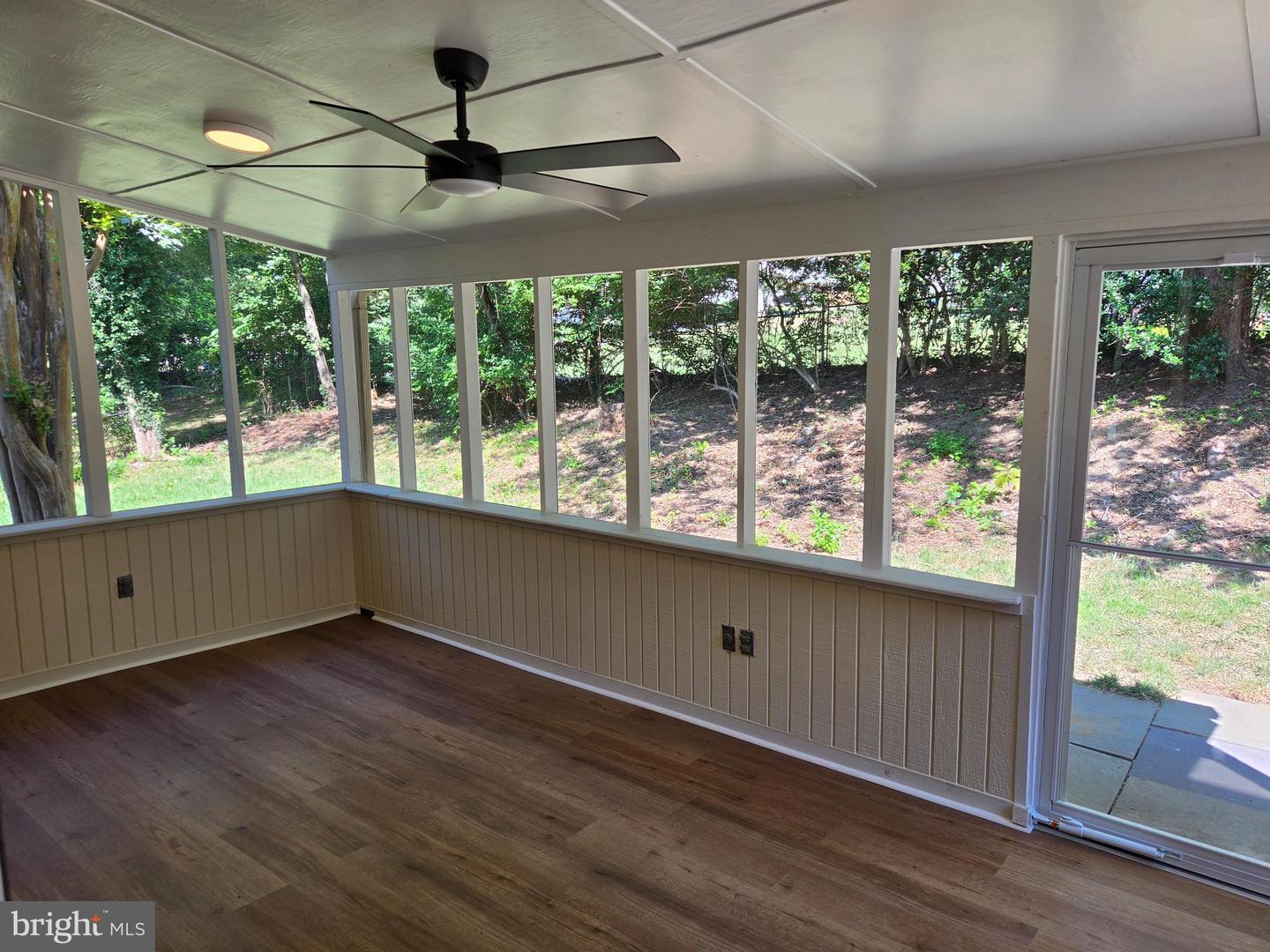 9929 Barnsbury Ct Property Photo 9