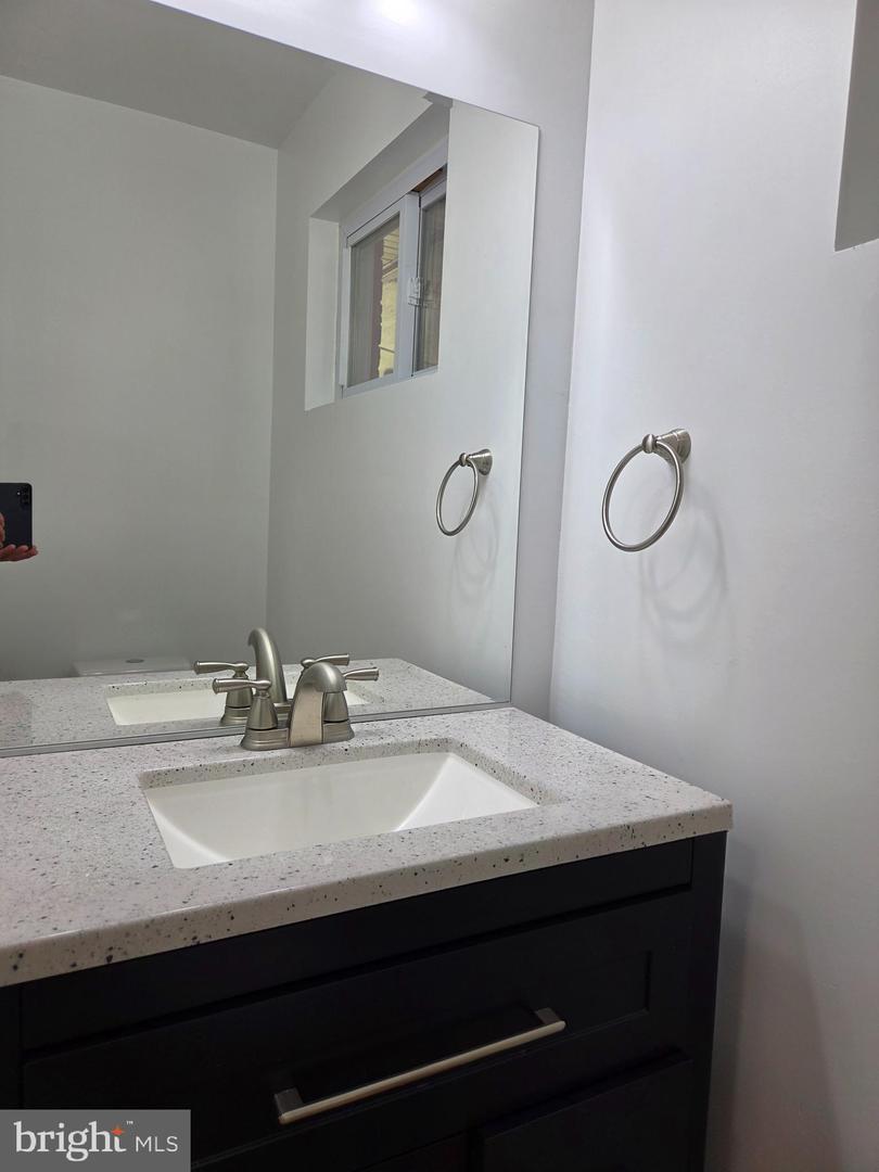 9929 Barnsbury Ct Property Photo 15