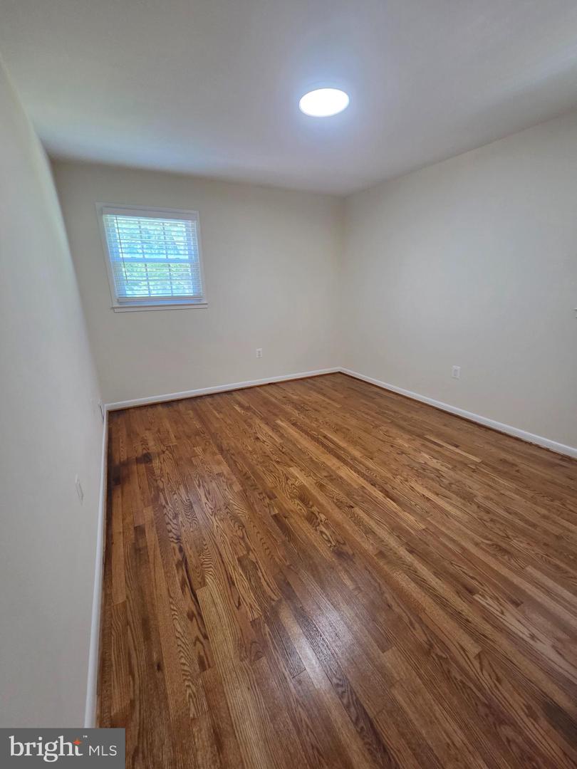 9929 Barnsbury Ct Property Photo 16