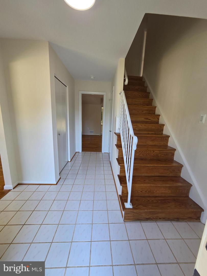 9929 Barnsbury Ct Property Photo 21
