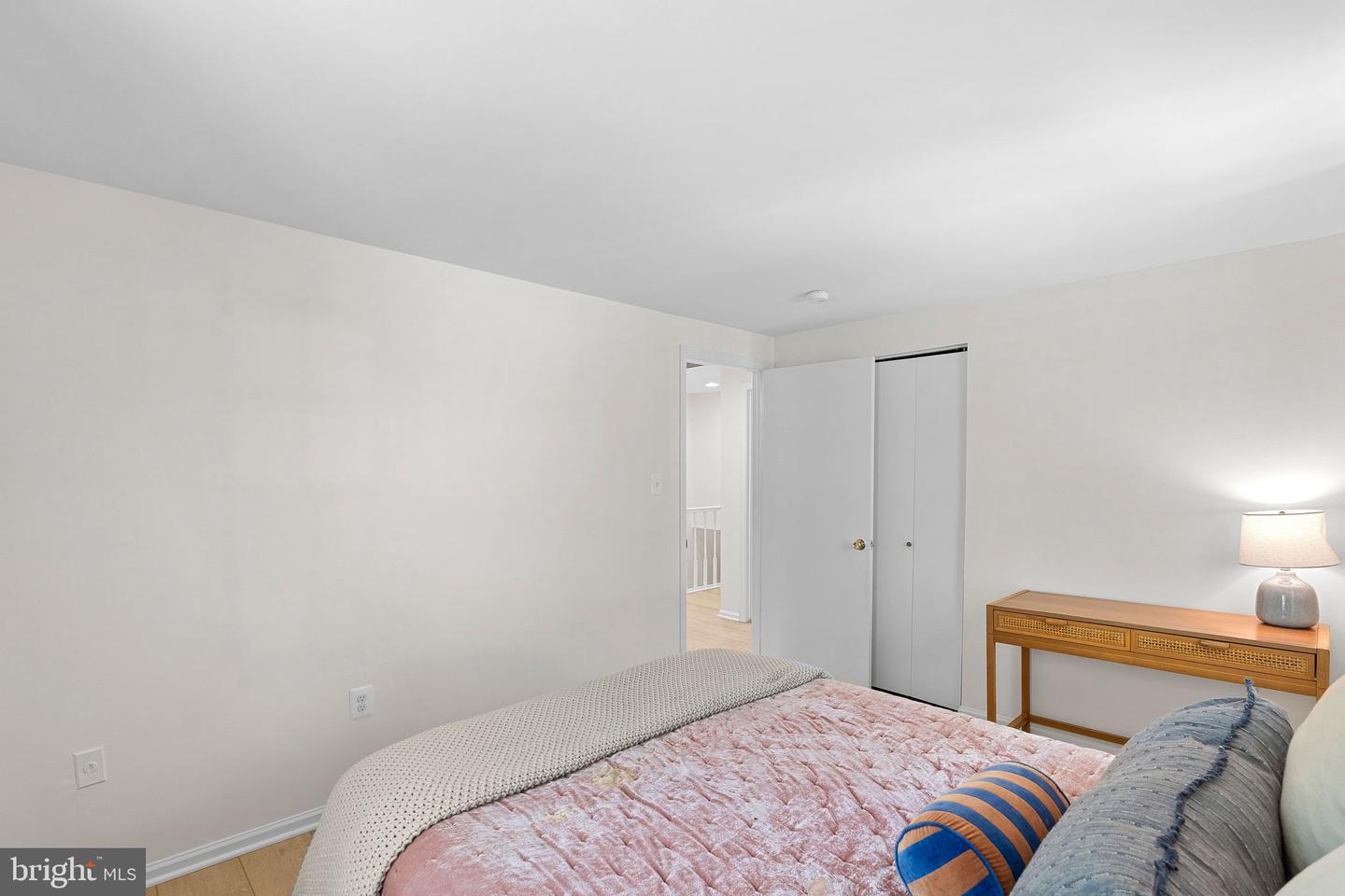 10131 Walnut Wood Ct Property Photo 26