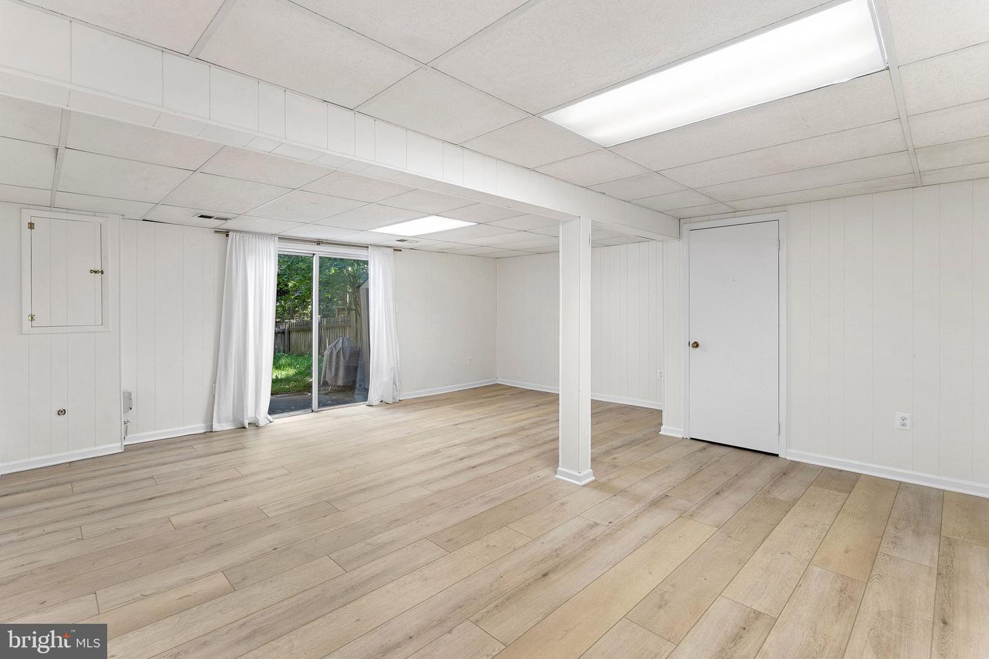 10131 Walnut Wood Ct Property Photo 28