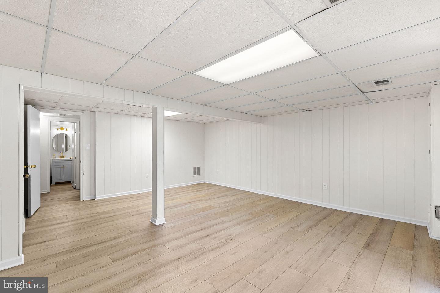 10131 Walnut Wood Ct Property Photo 29